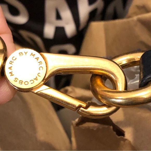 MARC JACOBS Black Satchel Crossbody B/W Logo Interior Lining Brass Hardware - Picture 12 of 16